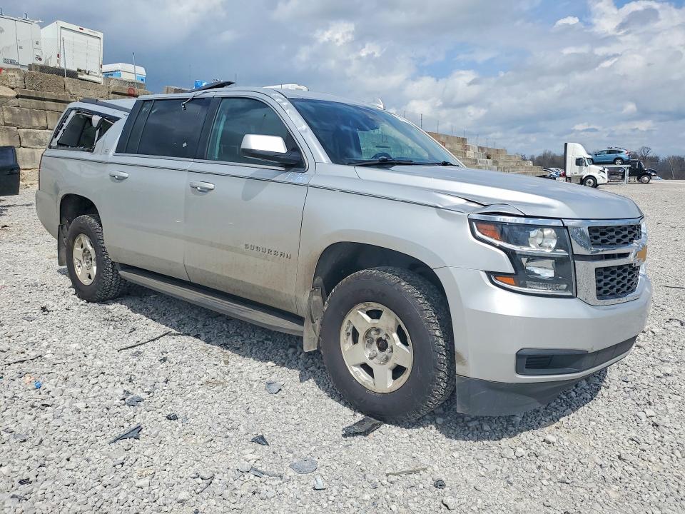 48779576 :رقم المزاد ، 1GNSKHKC5JR242893 vin ، 2018 Chevrolet Suburban مزاد بيع