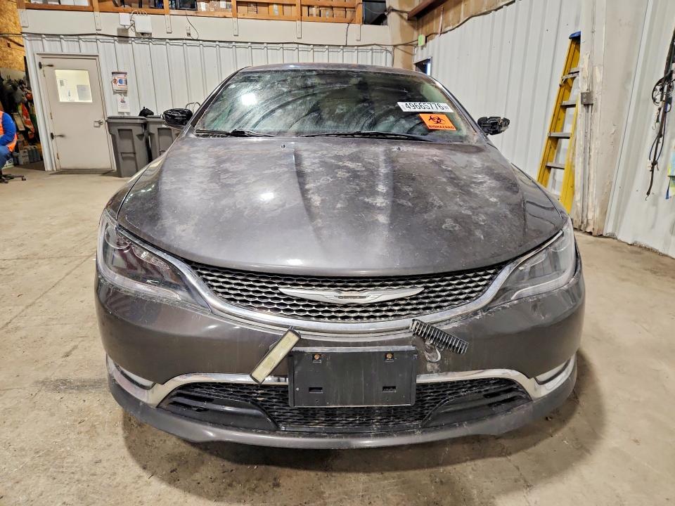 49665776 :رقم المزاد ، 1C3CCCEG4FN512372 vin ، 2015 Chrysler 200 مزاد بيع