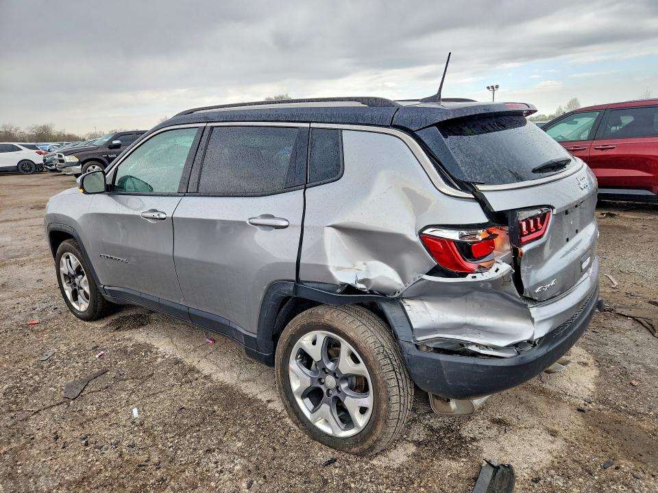 49119226 :رقم المزاد ، 3C4NJDCB0KT641744 vin ، 2019 Jeep Compass مزاد بيع