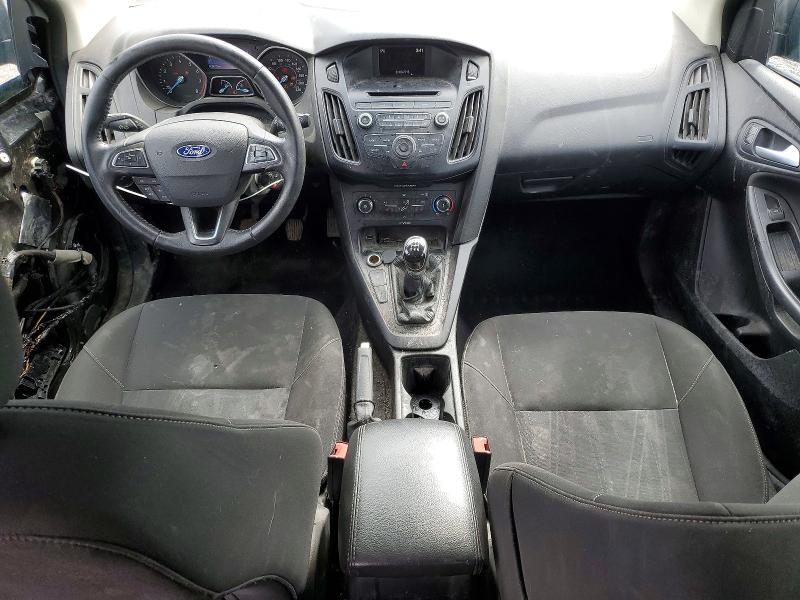 79667145 :رقم المزاد ، 1FADP3F29FL296883 vin ، 2015 Ford Focus مزاد بيع