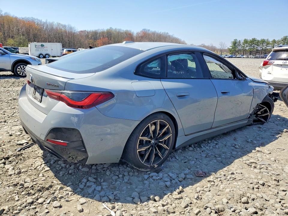 49569126 :رقم المزاد ، WBA13AW09NFM22634 vin ، 2022 Bmw M440xi مزاد بيع