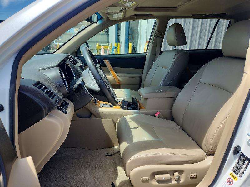 48870506 :رقم المزاد ، JTEJW3EH8A2039889 vin ، 2010 Toyota Highlander Hybrid مزاد بيع