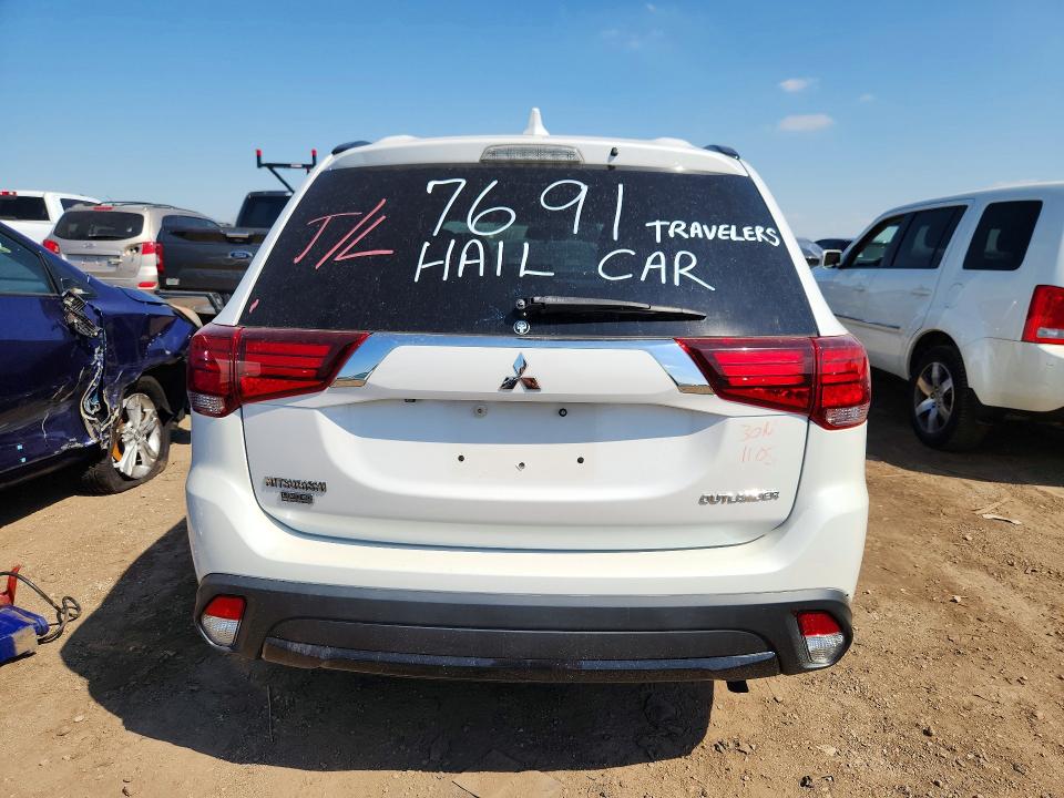 50728666 :رقم المزاد ، JA4AD3A30JZ053582 vin ، 2018 Mitsubishi Outlander مزاد بيع
