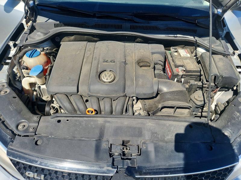 50084356 :رقم المزاد ، 3VWLX7AJ6BM353543 vin ، 2011 Volkswagen Jetta مزاد بيع