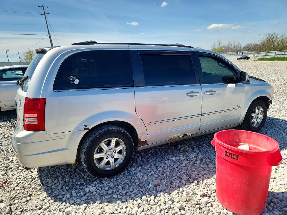 Продажа на аукционе авто 2008 Chrysler Town & Country, vin: 2A8HR54P18R774149, номер лота: 50461056