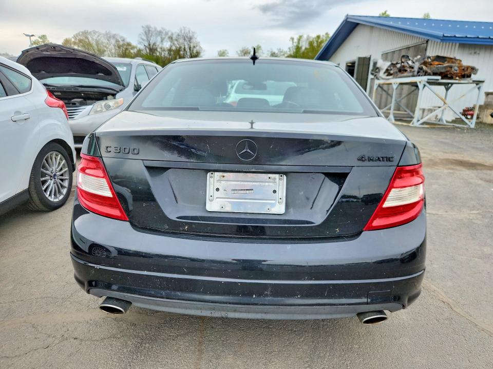Продажа на аукционе авто 2011 Mercedes-benz C, vin: WDDGF8BB5BR138132, номер лота: 52014556