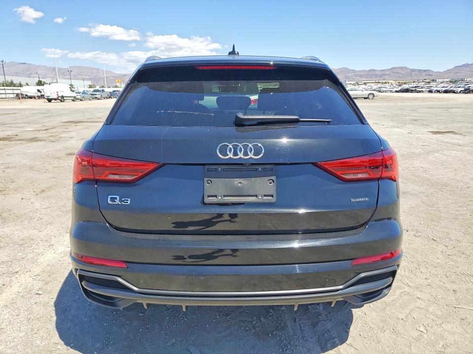 51996796 :رقم المزاد ، WA1DECF35L1116731 vin ، 2020 Audi Q3 مزاد بيع