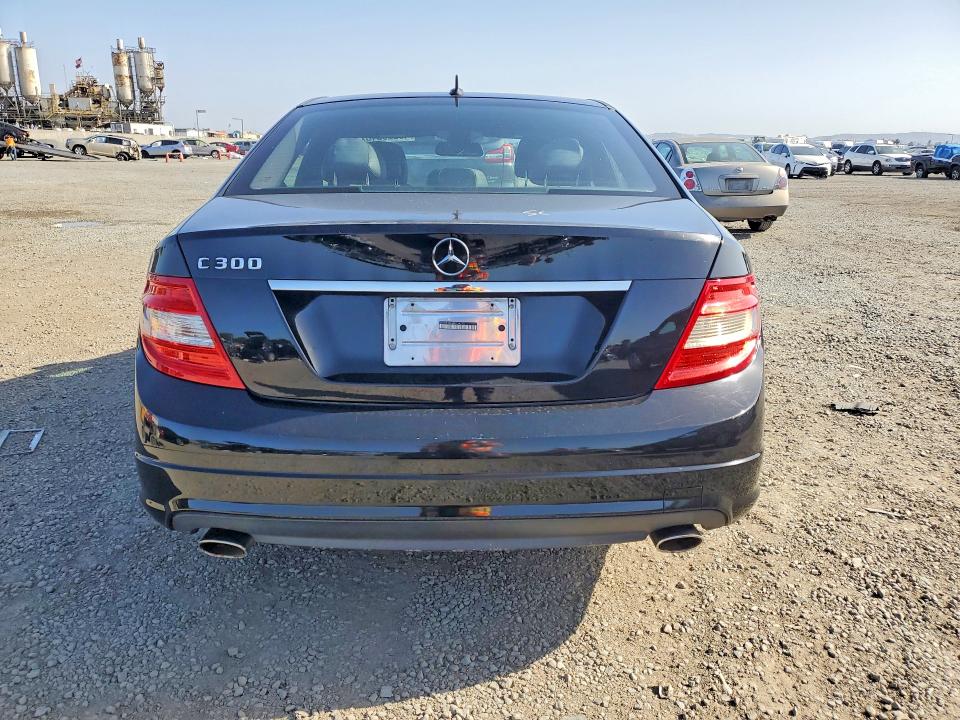 49229016 :رقم المزاد ، WDDGF5EB6BR134570 vin ، 2011 Mercedes-benz C مزاد بيع