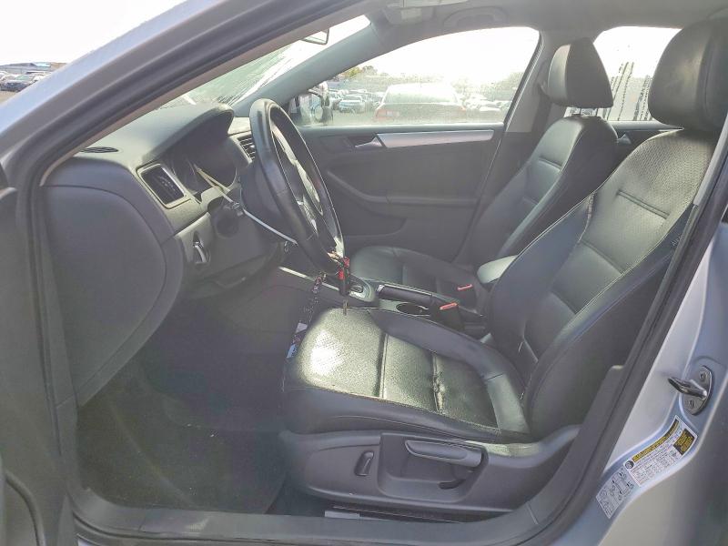 49873556 :رقم المزاد ، 3VWDP7AJ7DM279993 vin ، 2013 Volkswagen Jetta مزاد بيع