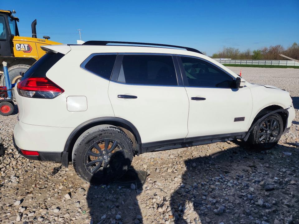 50157856 :رقم المزاد ، 5N1AT2MVXHC758768 vin ، 2017 Nissan Rogue مزاد بيع
