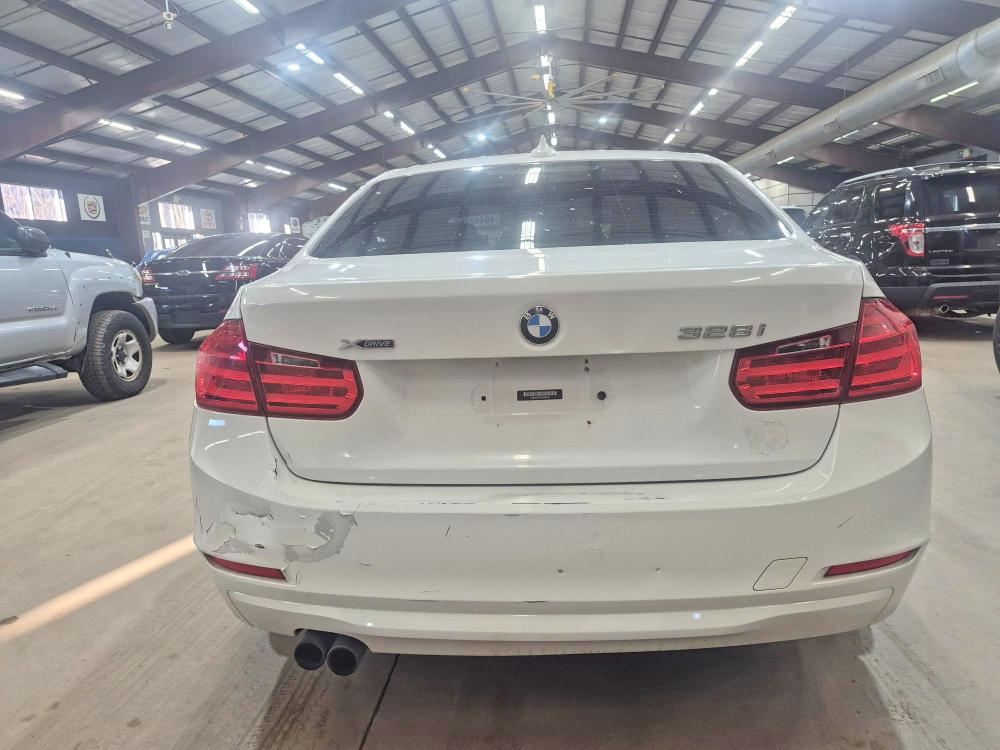 49442766 :رقم المزاد ، WBA3B5C59DF593627 vin ، 2013 Bmw 328 مزاد بيع