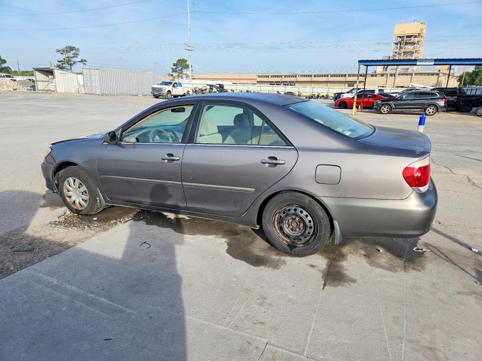 61665516 :رقم المزاد ، 4T1BE32K16U661740 vin ، 2006 Toyota Camry مزاد بيع