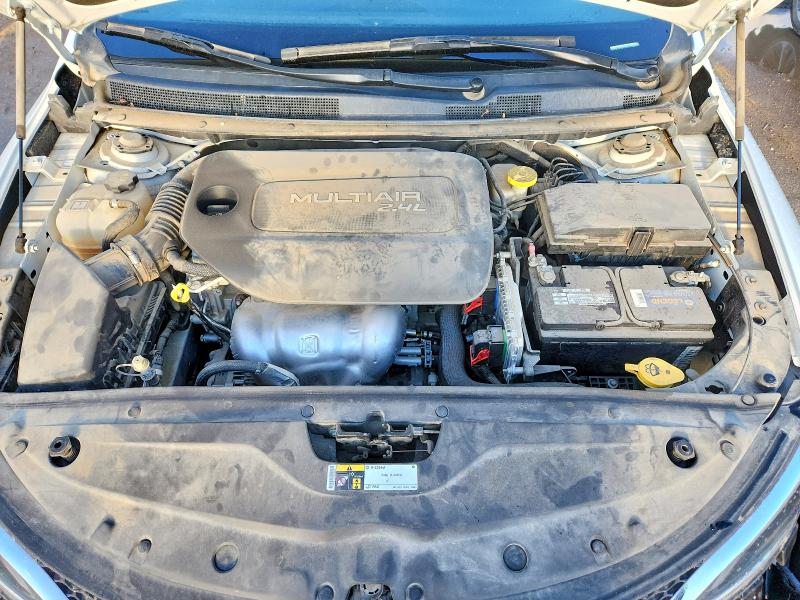 48277626 :رقم المزاد ، 1C3CCCAB5FN502069 vin ، 2015 Chrysler 200 مزاد بيع