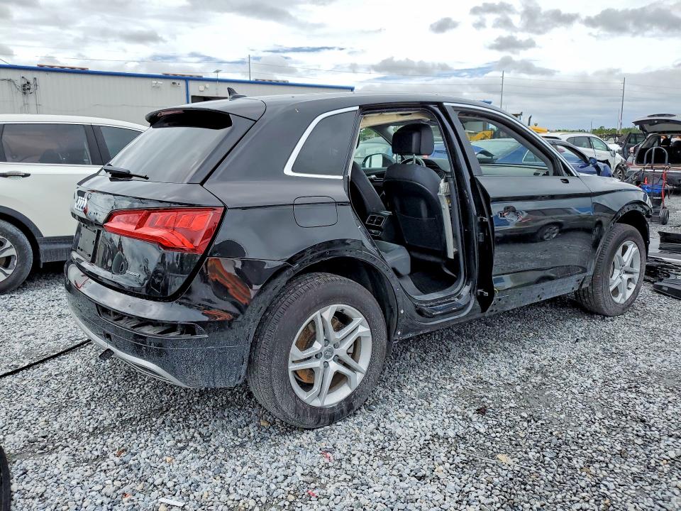 2019 Audi Q5 მანქანა იყიდება აუქციონზე, vin: WA1ANAFY5K2098971, აუქციონის ნომერი: 48957686