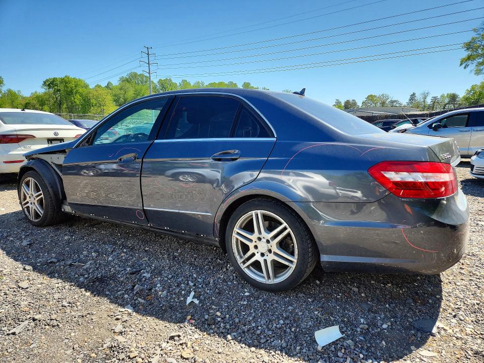 50319106 :رقم المزاد ، WDDHF8HB5AA054210 vin ، 2010 Mercedes-benz E مزاد بيع