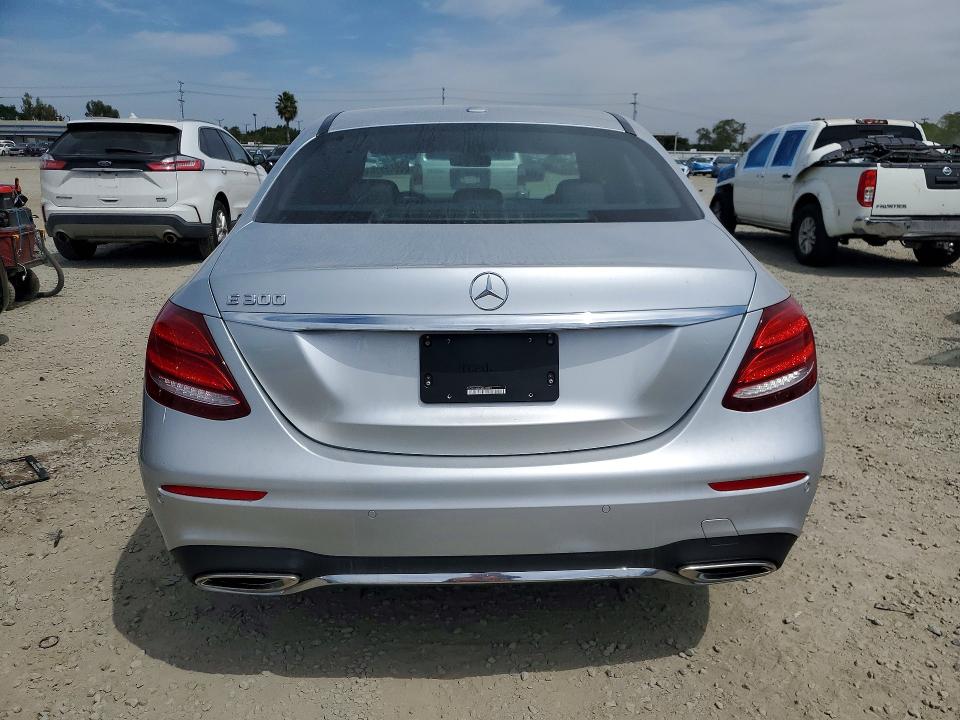 Продажа на аукционе авто 2018 Mercedes-benz E, vin: WDDZF4JBXJA448549, номер лота: 49312236