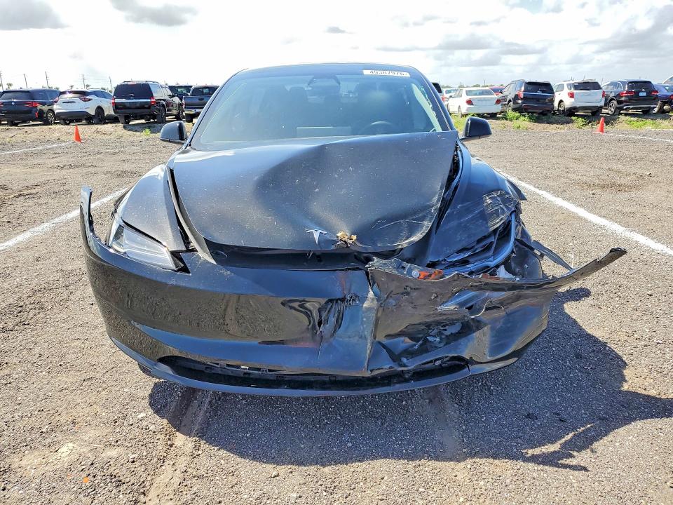 49387976 :رقم المزاد ، 5YJ3E1EA6SF032185 vin ، 2025 Tesla Model 3 مزاد بيع