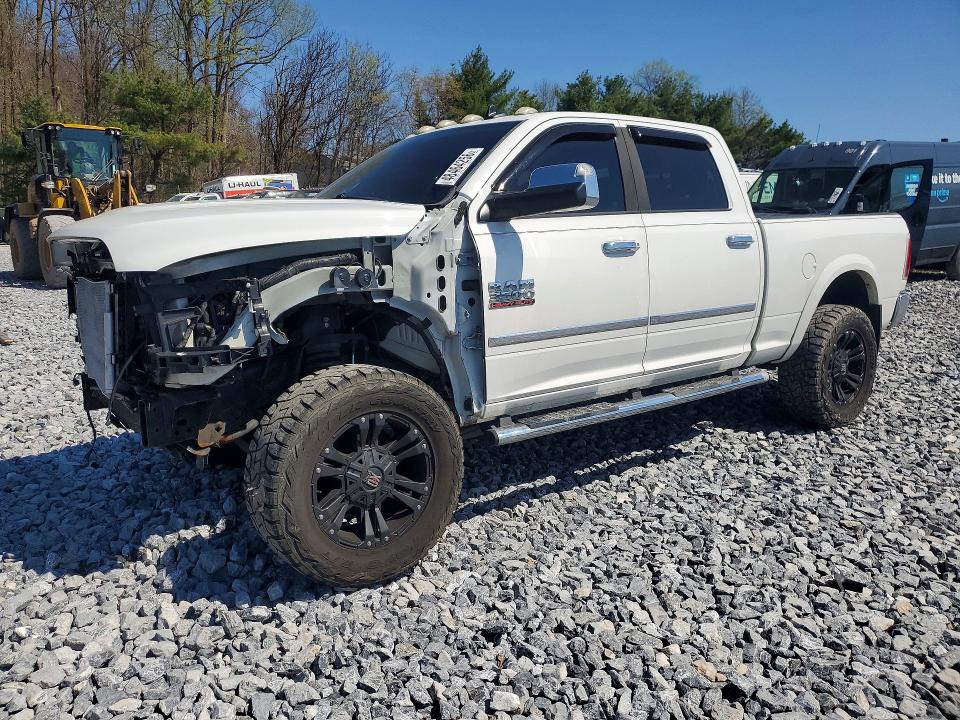 48464256 :رقم المزاد ، 3C63R3EL1FG579535 vin ، 2015 Ram 3500 مزاد بيع