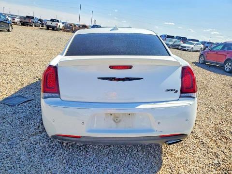 Продажа на аукционе авто 2023 Chrysler 300, vin: 2C3CCABT1PH556250, номер лота: 49424006