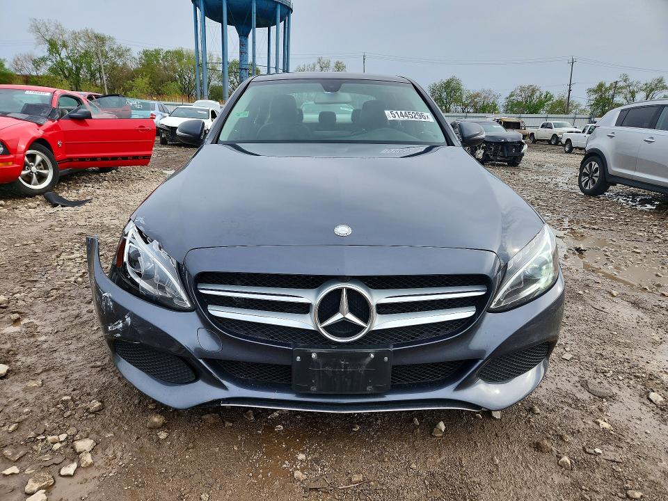 2016 Mercedes-benz C მანქანა იყიდება აუქციონზე, vin: 55SWF4KB4GU161685, აუქციონის ნომერი: 51445296