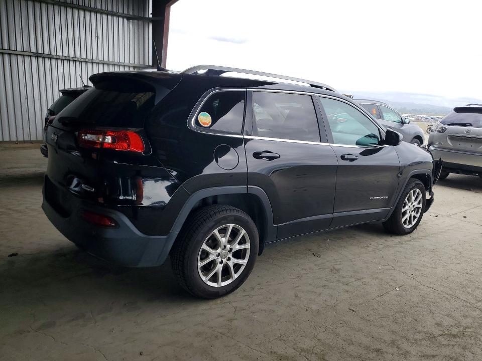 51103036 :رقم المزاد ، 1C4PJLCB4HW640988 vin ، 2017 Jeep Cherokee مزاد بيع