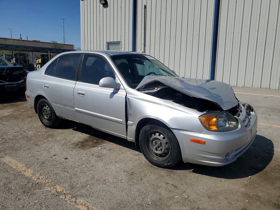 50641316 :رقم المزاد ، KMHCG45CX5U625326 vin ، 2005 Hyundai Accent مزاد بيع