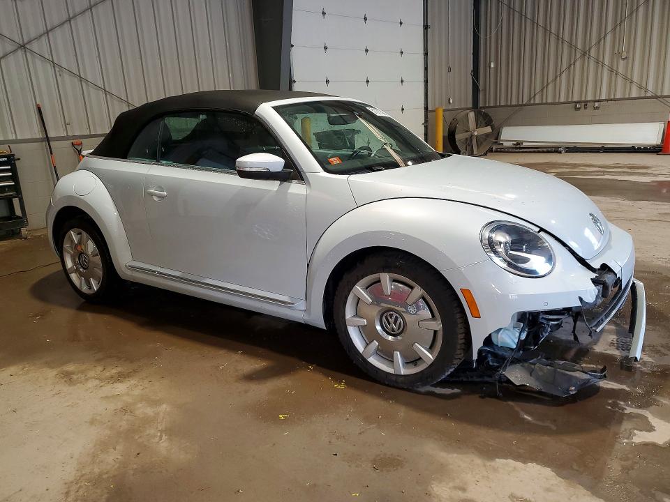51078156 :رقم المزاد ، 3VW5DAAT5JM502247 vin ، 2018 Volkswagen Beetle مزاد بيع