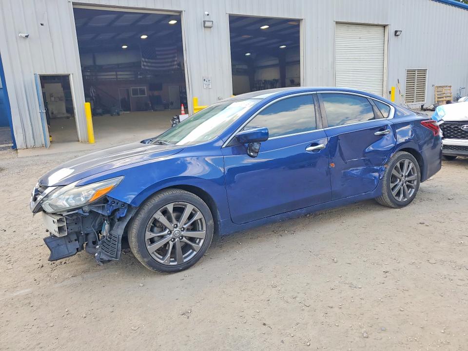 Продаж на аукціоні авто 2018 Nissan Altima, vin: 1N4AL3AP4JC153222, номер лоту: 50618846