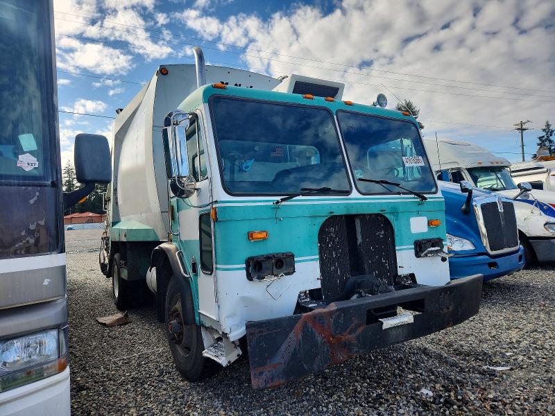 41616366 :رقم المزاد ، 1NPZH58X9WD710801 vin ، 1998 Peterbilt 320 مزاد بيع
