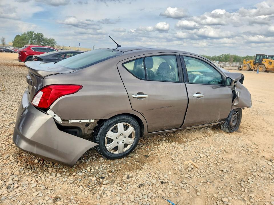 2017 Nissan Versa მანქანა იყიდება აუქციონზე, vin: 3N1CN7AP3HK448923, აუქციონის ნომერი: 48634666