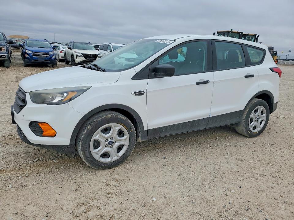 46962686 :رقم المزاد ، 1FMCU0F7XKUB67351 vin ، 2019 Ford Escape مزاد بيع