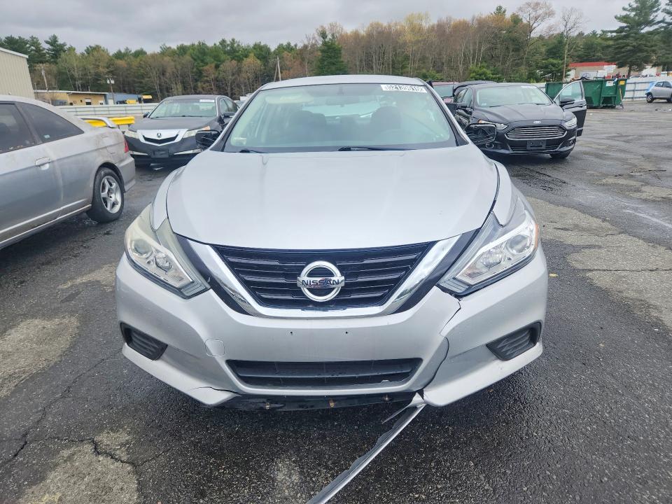 Продаж на аукціоні авто 2017 Nissan Altima, vin: 1N4AL3AP5HN348955, номер лоту: 52139616