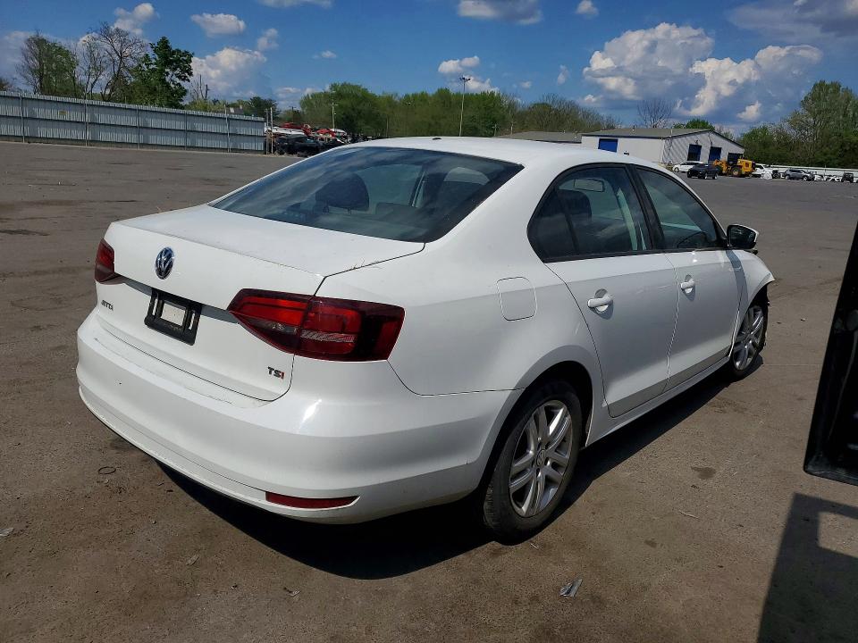 49953746 :رقم المزاد ، 3VW167AJ6JM225764 vin ، 2018 Volkswagen Jetta مزاد بيع