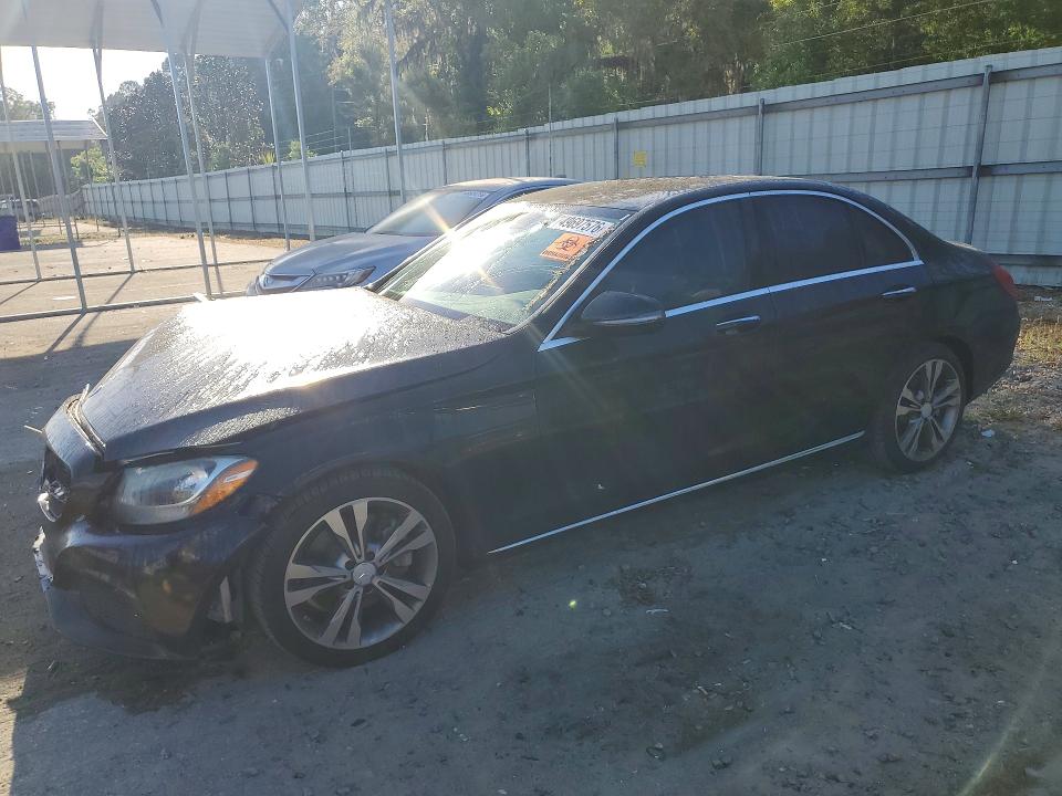 49697576 :رقم المزاد ، 55SWF4JB9GU121359 vin ، 2016 Mercedes-benz C مزاد بيع