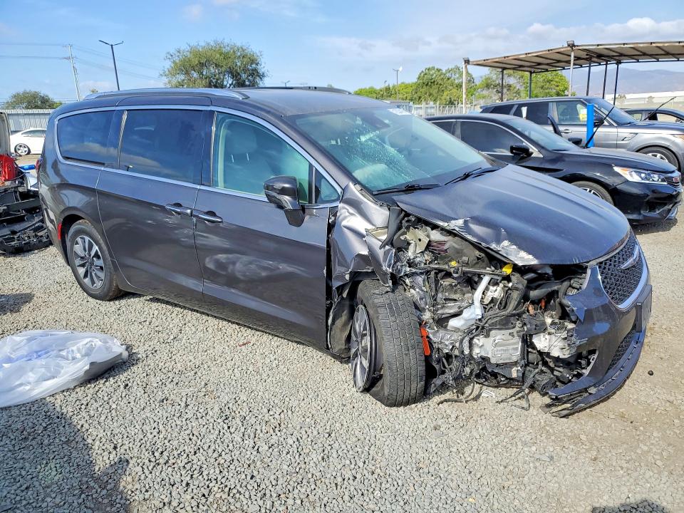 51203416 :رقم المزاد ، 2C4RC1L73MR585987 vin ، 2021 Chrysler Pacifica مزاد بيع