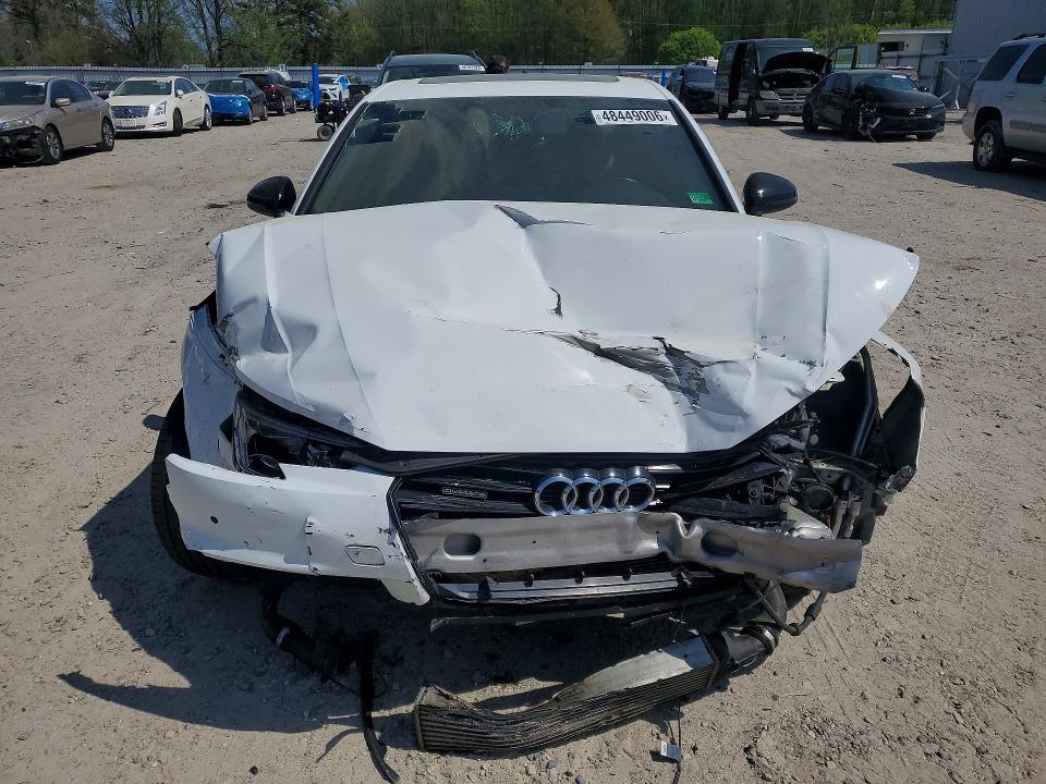 Продажа на аукционе авто 2018 Audi A4, vin: WAUENAF43JA143430, номер лота: 48449006
