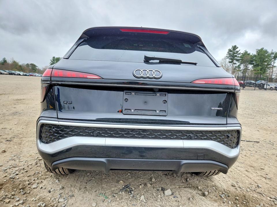 50602436 :رقم المزاد ، WA1ABCFJXT1030003 vin ، 2026 Audi Q3 مزاد بيع
