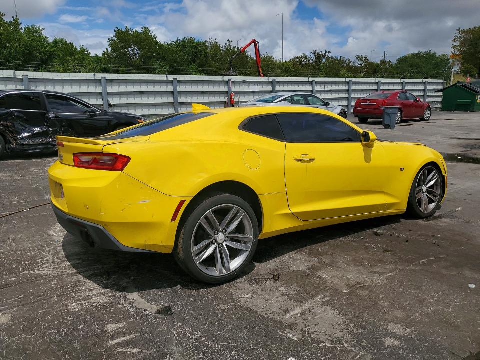 48995006 :رقم المزاد ، 1G1FD1RS8H0103308 vin ، 2017 Chevrolet Camaro مزاد بيع