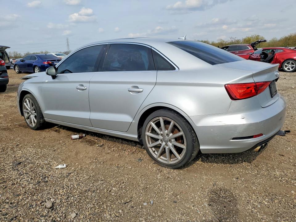 Продажа на аукционе авто 2015 Audi A3, vin: WAUACGFF2F1008147, номер лота: 50947836