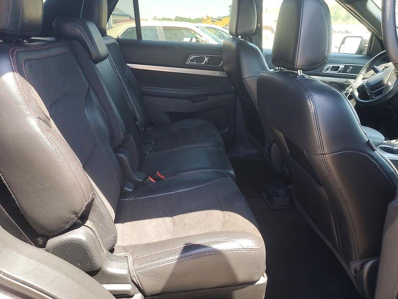 49740566 :رقم المزاد ، 1FM5K7D86JGC28100 vin ، 2018 Ford Explorer مزاد بيع