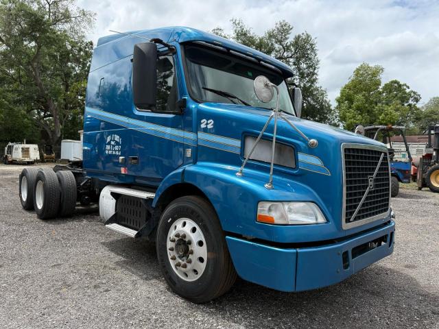 2013 Volvo Vn მანქანა იყიდება აუქციონზე, vin: 4V4MC9EH9DN566408, აუქციონის ნომერი: 49616276