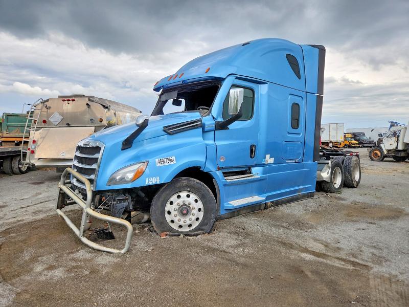 Продажа на аукционе авто 2023 Freightliner Cascadia 126, vin: 3AKJHHDR6PSNW6416, номер лота: 46927806
