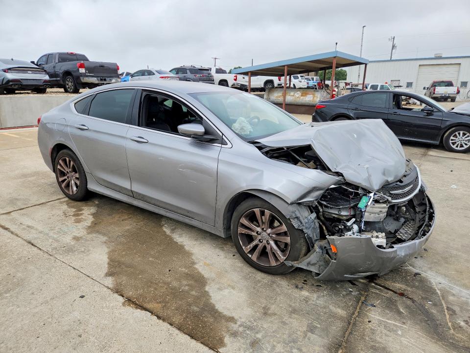 49467906 :رقم المزاد ، 1C3CCCAB3GN173065 vin ، 2016 Chrysler 200 مزاد بيع