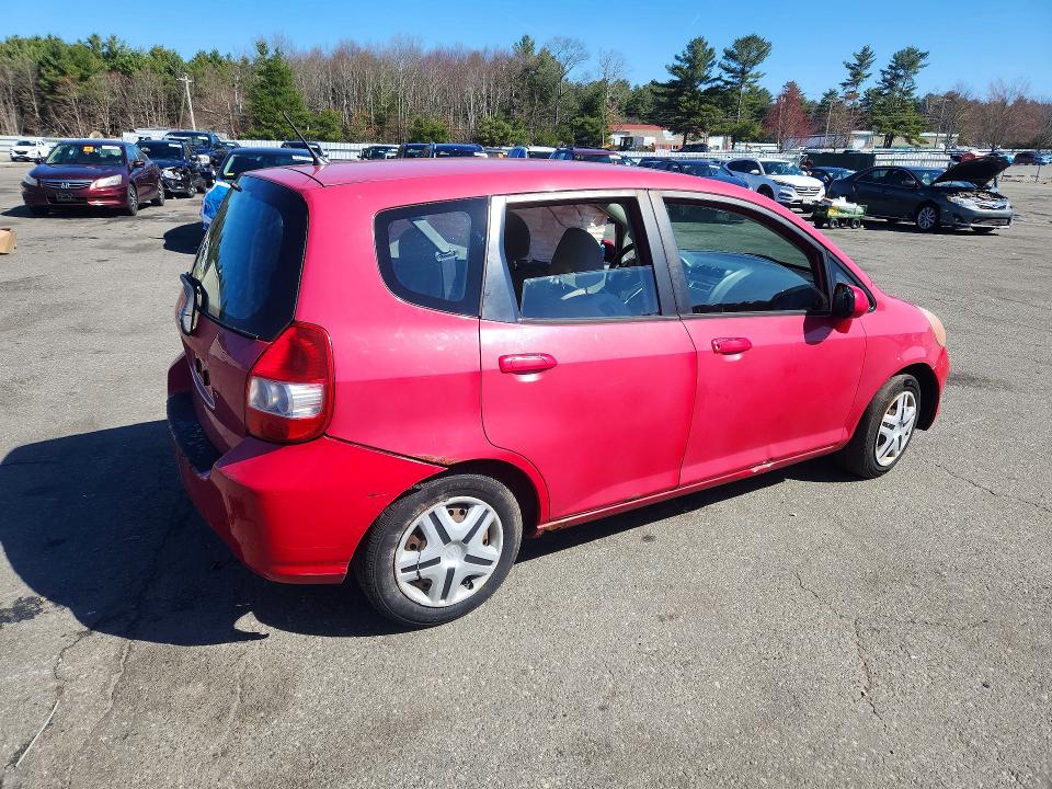 49044586 :رقم المزاد ، JHMGD374X7S058756 vin ، 2007 Honda Fit مزاد بيع