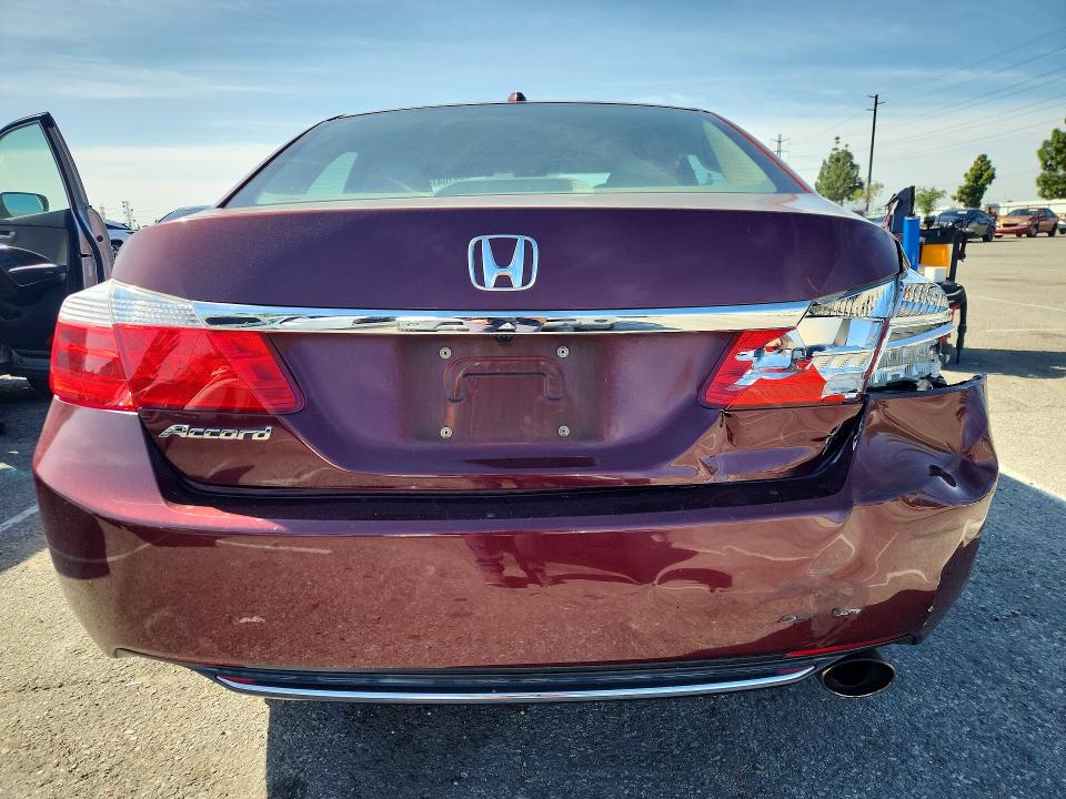 48704706 :رقم المزاد ، 1HGCR2F88DA057401 vin ، 2013 Honda Accord مزاد بيع
