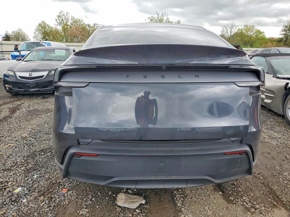 51758786 :رقم المزاد ، 7SAYGDED8TA663808 vin ، 2026 Tesla Model Y مزاد بيع