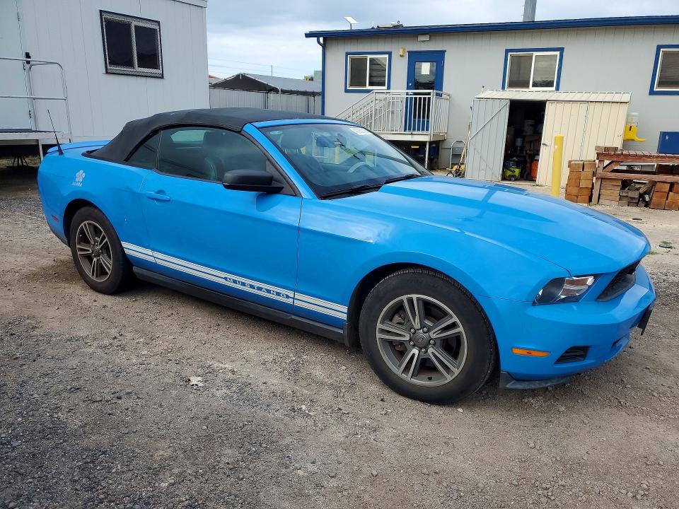 47288016 :رقم المزاد ، 1ZVBP8EM3B5145664 vin ، 2011 Ford Mustang مزاد بيع