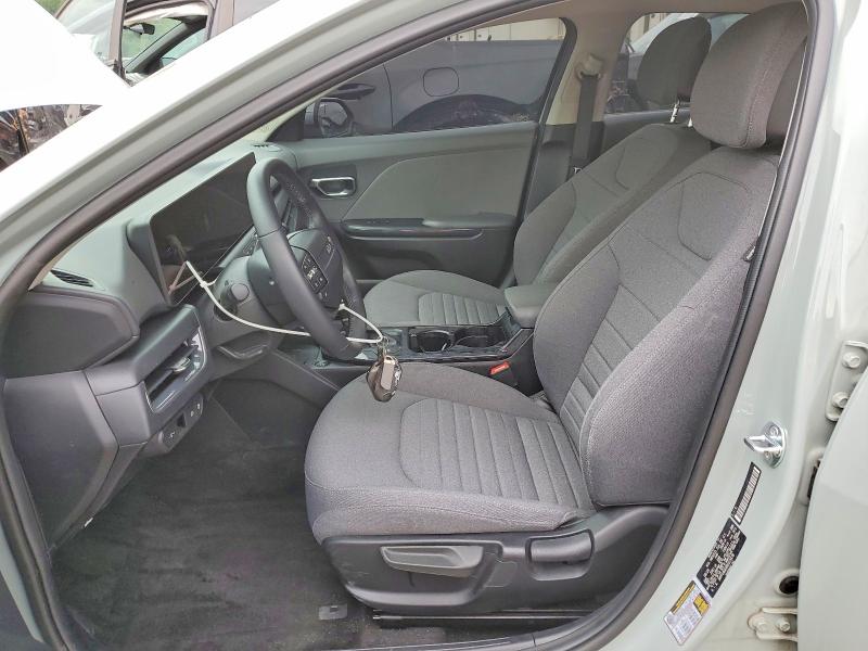 51322976 :رقم المزاد ، 3KPFU4DE8SE015478 vin ، 2025 Kia K4 مزاد بيع