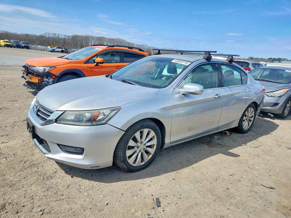 Auction sale of the 2014 Honda Accord, vin: 1HGCR2F8XEA147988, lot number: 53295226
