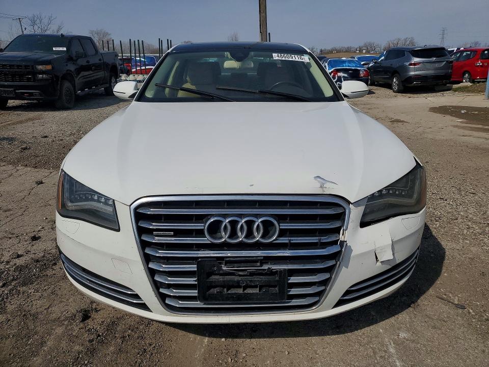 48609116 :رقم المزاد ، WAURGAFDXDN000788 vin ، 2013 Audi A8 مزاد بيع